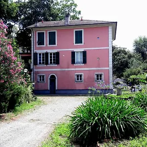 The Italian Riviera , San Salvatore (Genoa) Italië